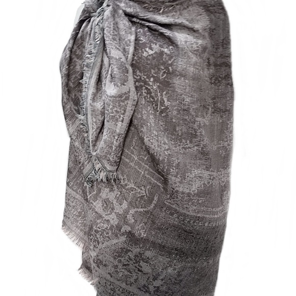 Jacquard Scarf/Wrap- Oversize - Picture 3 of 3